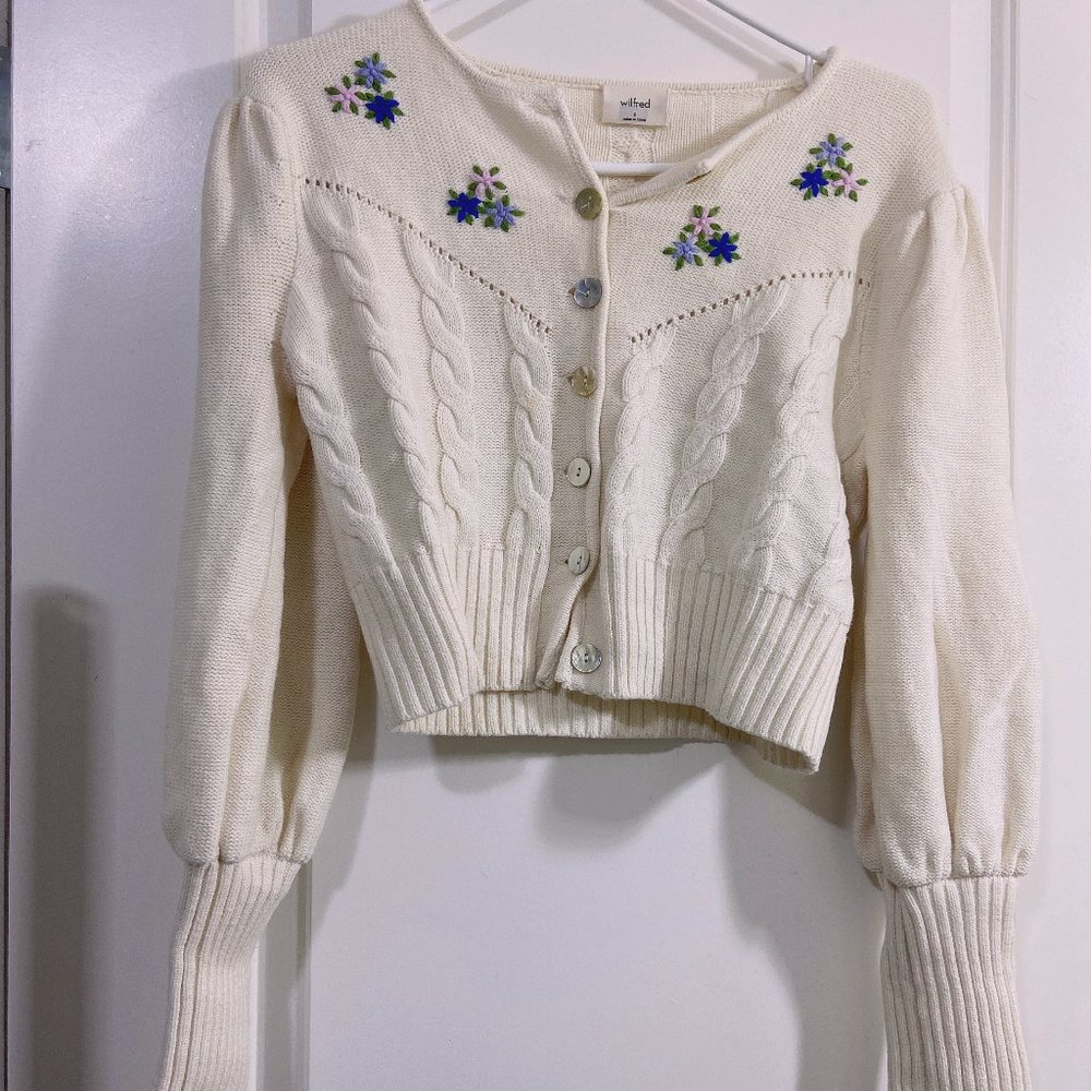 Aritzia Wilfred Canto Sweater Smalll